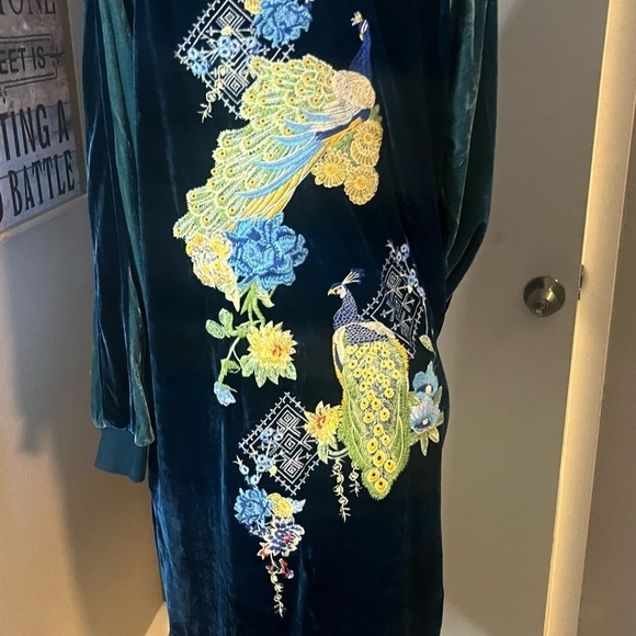 Velvet varsity bomber jacket embroidered peacocks by Paparazzi Biz NWT - Picture 7 of 16